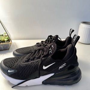 Nike Air Max 270